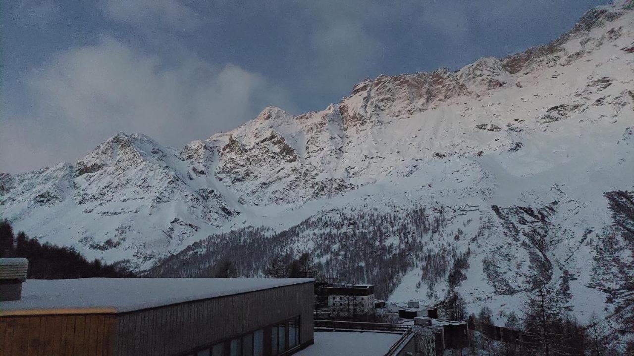 布勒伊-切尔维尼亚Bilocale Cervinia Cielo Alto Sulle Piste公寓 外观 照片